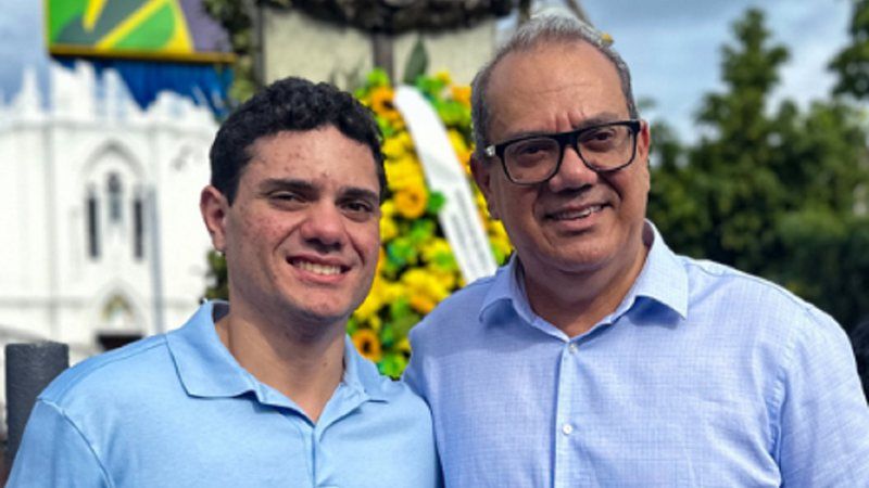 Podemos sinaliza espaço para Carlos Muniz e filho após saída do PSDB